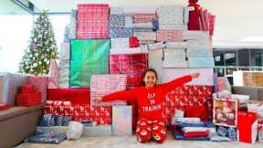 TIANA AND FAMILY OPENING CHRISTMAS PRESENTS!! 2018 Special