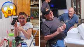 THE BEST FAMILY CHRISTMAS GIFTS OPENING EVER