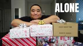 ALONE on Christmas - Opening Presents from Myself (Vlogmas 2022)