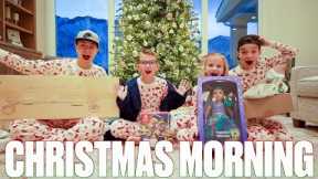 CHRISTMAS MORNING IN OUR NEW HOME | 1ST CHRISTMAS IN OUR DREAM HOME | OPENING PRESENTS ON CHRISTMAS