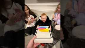 Surprising him with a new iPad ❤️ #jonathanjoly #shorts #daughter ￼
